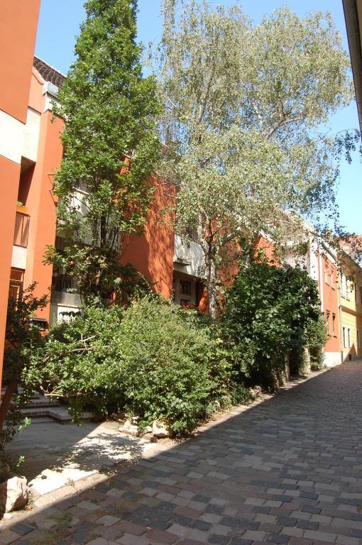 Buda Castle Apartments Budapest Exteriör bild